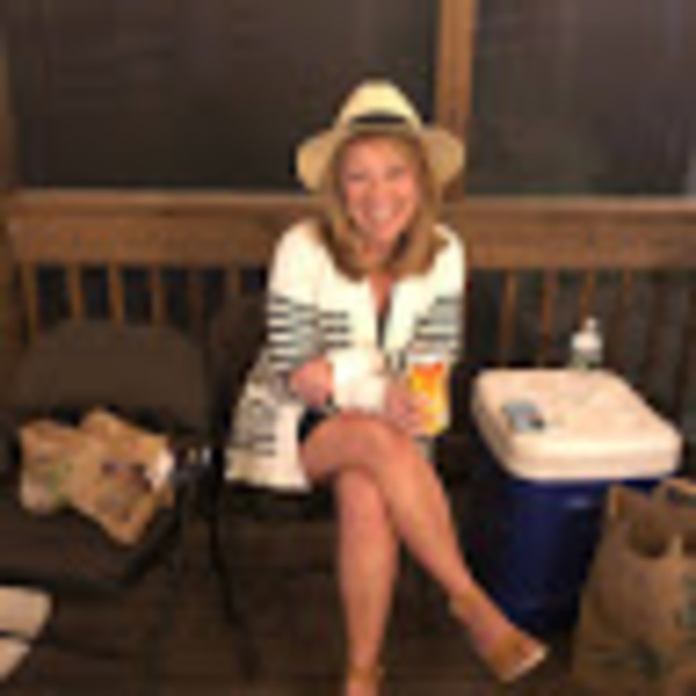 Meet your Posher, Kelly